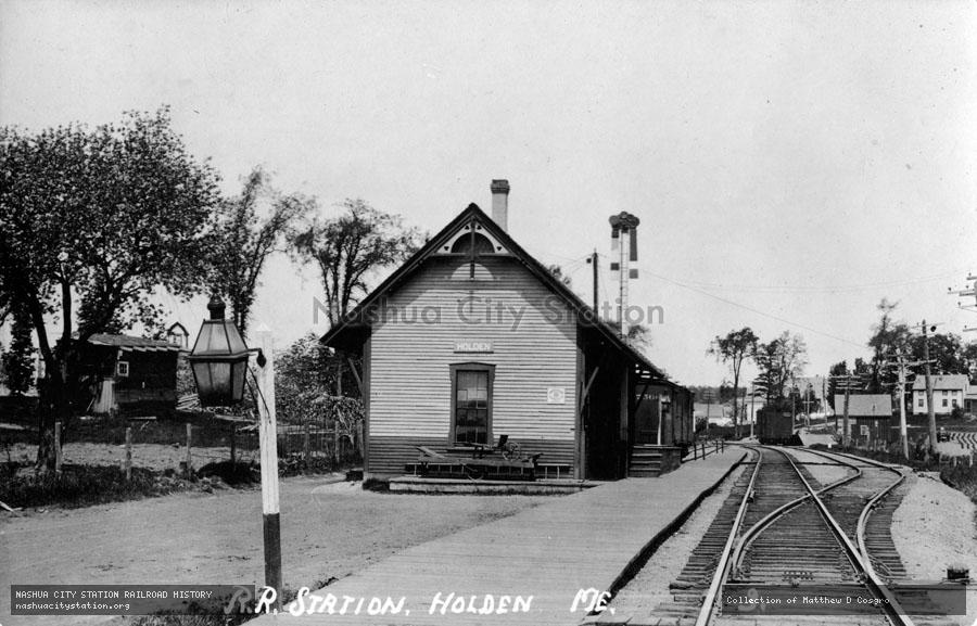 Postcard: Railroad Station, Holden, Maine